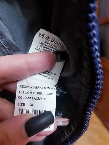 mexli kurtka: Duti kurtka. 1 defe geyinilib. Razmer XL. giymeti 65 man — 2