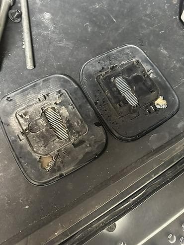 Cпойлеры: Оба (комплект), Mitsubishi Mitsubishi — 3