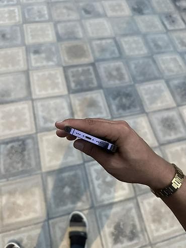 iphone 15 pro max almaq: IPhone 14 Pro, 128 GB, Deep Purple, Face ID — 5