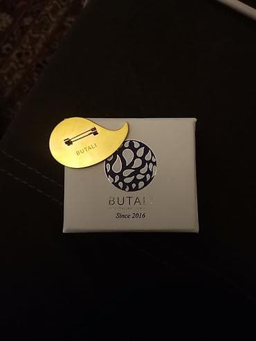 BUTALI brendi brosş – milli buta motivli metal nişan - Dizayn