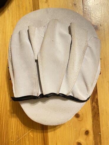 adam boks torbası: Lapa

Demək olar ki işlənməyib — 2