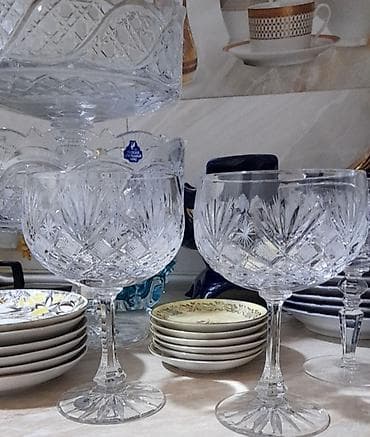 Klassik kəpənək naxışlı şüşə/büllur qablar dəsti - Hündür ayaqlı