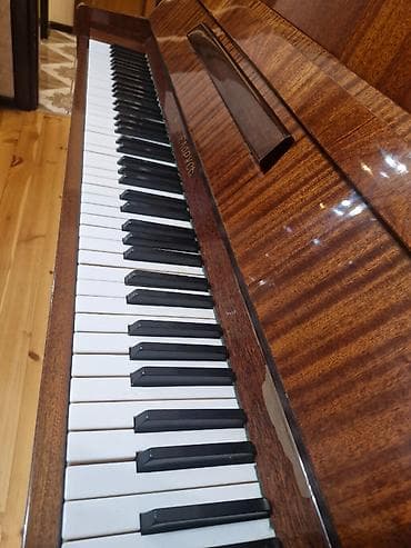 real gitara: Belarus piano 3 pedalli.yaxsi veziyyetde.300azn.real aliciya endirim — 3