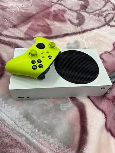 Xbox Series S konsolu - Model: Xbox Series S, rəng: ağ - Komplekt: 1 lalafo.az -da Xbox Series S konsolu - Model: Xbox Series S, rəng: ağ - Komplekt: 1