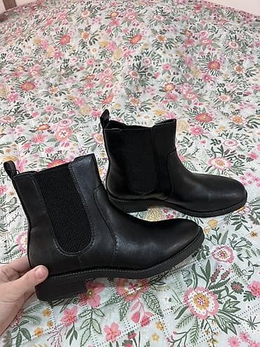 yarı botinkalar: Yeni Parfois qadın çəkməsi – Chelsea stilində, qara rəng. Olcu 39 — 5