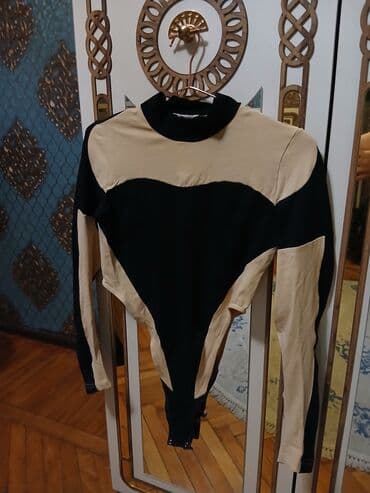 dəst qadın geyimləri: 2ci el qadın geyimleri✅️ -Razmer M/L Qiymet hamsı 5-10manat arası — 1