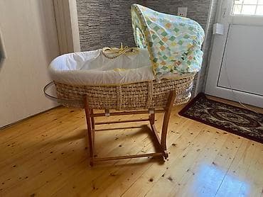 usaq beshiyi: Oğlan və qız üçün, Dördbucaq, Beşik, Dəstsiz, Matras ilə, Yellənmə mexanizm ilə — 1