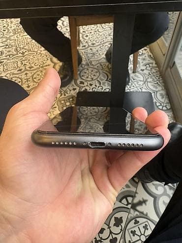 IPhone 11, Qara, Face ID