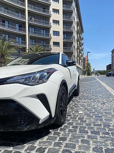 Toyota C-HR: 2 l | 2020 il Ofrouder/SUV