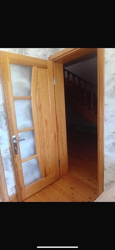 Taxta otaq qapısı – 2 ədəd Ölçü: 220 x 85 sm Material: təbii ağac