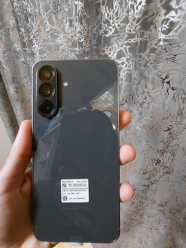 nintendo switch 1 128gb: Samsung Galaxy A56 5G, 256 GB, rəng - Qara, İki sim kartlı — 3