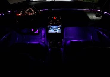 ford transit 5 1: Mercedes-Benz E-Class: 2.2 l | 1999 il Sedan — 2