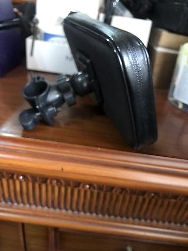 Universal motosiklet üçün telefon/GPS tutacağı və suya davamlı çanta lalafo.az -da Universal motosiklet üçün telefon/GPS tutacağı və suya davamlı çanta