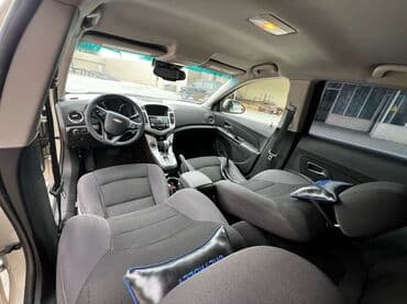 ford fusion necə maşındır: Chevrolet Cruze: 1.4 l | 2015 il 289000 km Sedan — 5