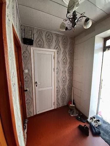 merdekanda kreditle evler: Bakı, Bakıxanov qəs., 2 otaqlı, Köhnə tikili, m. Neftçilər, 35 kv. m — 3