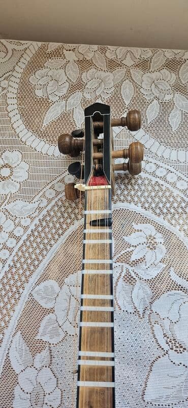 tar instrument: Professional Tar. Tut ağacı 
Ətraflı məlumat üçün zəng edin — 6