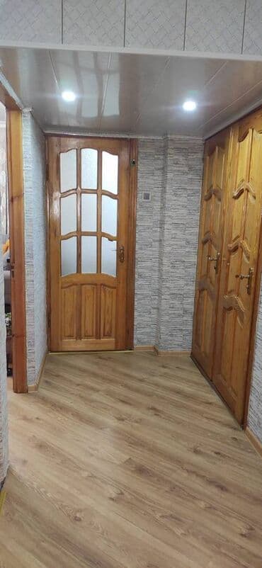 оштон квартира керек: Баку, 2 комнаты, Вторичка, м. Халглар Достлугу, 60 м² — 10