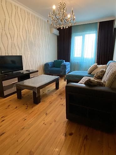 TV altlığı, qonaq otağı jurnal masası dəsti və divan - Brend: İstikbal