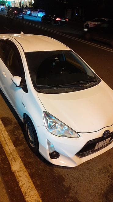 tofas satilir: Toyota Aqua icarəsi Depazit 300 Azn Günlük 25 Azn Taksi senedi var Yağ — 1