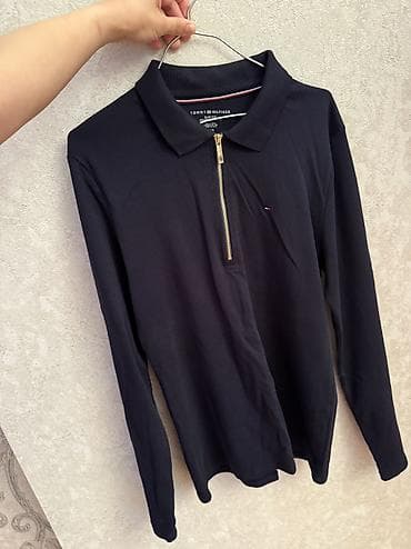 Şəkilləri yana sürüşdürün Tommy Hilfiger 28 azn 40 olçü tünd göy rəng