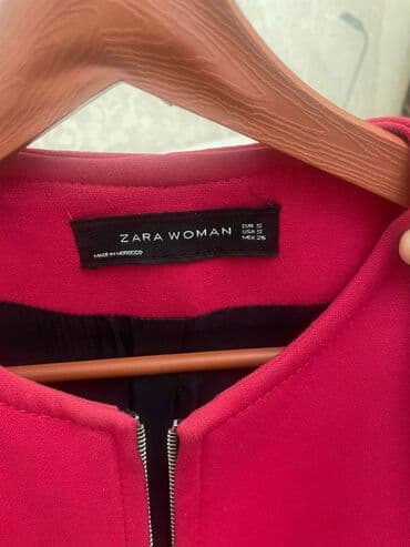 kəsilmiş əl şəkilləri: Palto, Zara, S, rəng - Qırmızı — 2