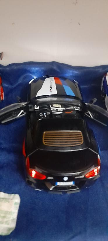 Игрушки: Oyuncaq Bmw z4 m40i gərçəkçi detallı maşın bir çox funksiyası var — 5