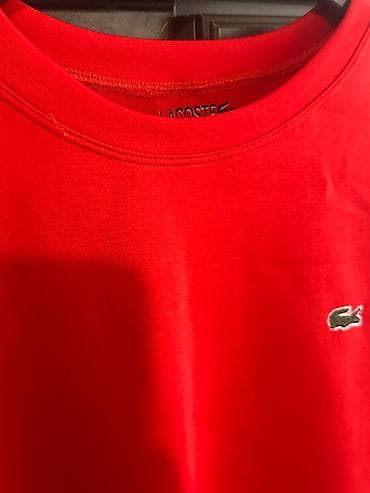 red brown: T-shirt 
New 
Red 35 azn — 4