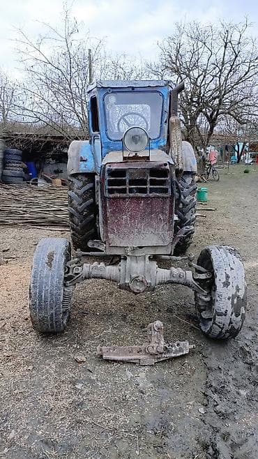 tap az t25: Traktor naxadidi 3 il qabaq təzə val qoyulub qabaq difer işləyir rol — 4