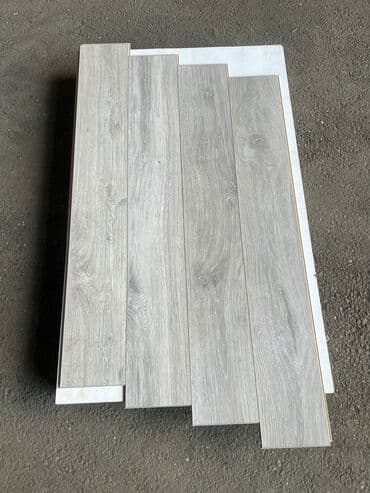 əl fanarı: Salam laminatlarimiz 31 32 33 klass olmagala hər rəg secimi var 250 yə — 33