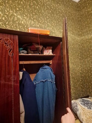 taxta odun: 3 qapılı, Qəhvəyi, Taxta, Açılan, Düz dolab — 3