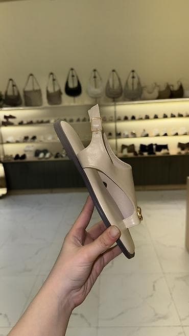 Qadın sandalı – NURU MODA - Model: Açıq burunlu, slingback qayışlı — 2