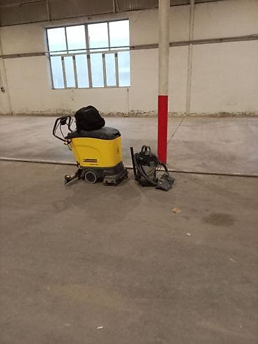 Arendaya verilir. Peşəkar təmizlik texnikası və aksesuarları -