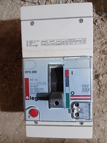 tol vuran usta: Legrand Elektrik avtomat, 3 faza — 3