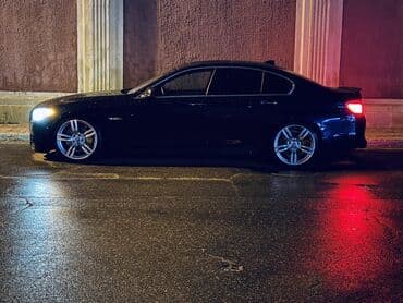 bmw 3 серия 320i efficientdynamics: BMW 5 Series Sedan – M Paket görünüşlü, qara rəngli, zərif və dinamik — 3