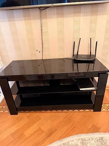 Tv Altligi satilir hec bir problemi yoxdur.45 manat — 1