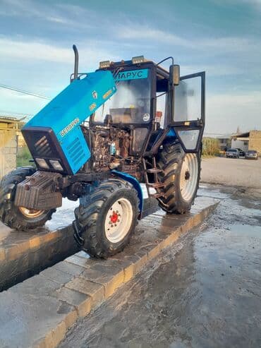 диски на зимнюю резину хендай элантра 2006: Belarus 892 traktoru - Marka/model: BELARUS 892 (mətn və emblemlər — 1