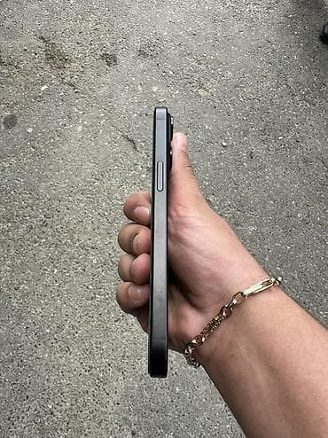ayfon 7 s: IPhone 15, 128 GB, Qara — 3