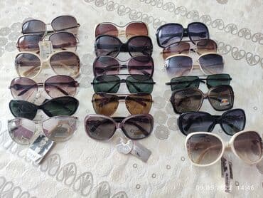 eynəklər: Satilir 20 denesi 30 azene — 1