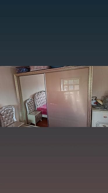 2 qapılı, Güzgülü, Bej, Kupe, Düz dolab