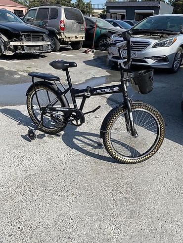 Az istifade olunub. 24luk olcudu. acilib baglanir. Razinde Akkord