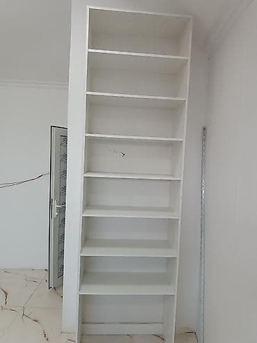 Məhsul: Ofis üçün rəf və stul dəsti - Ağ rəngli hündür kitab/saxlama — 1