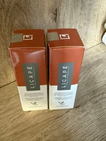 proven krem qiyməti: LİCAPÉ brendinin kosmetik qutusu. Qutunun üst hissəsində loqo — 2