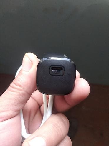 ev telefon: Simsiz şarj cihazı — 1