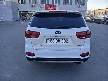 Nəqliyyat: Kia Sorento: 2 l | 2017 il Krossover — 8