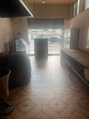 аренда помещений под магазин продукты: Obyekt icarəyə verilir. Nermanov metrosunun yanında 100 kv tam esyalı — 2