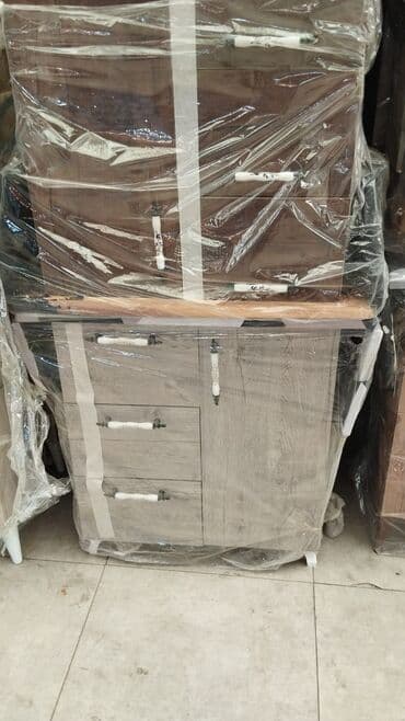 lovhe: Ütü masası şkaflı — 2