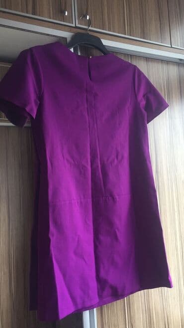 elbiseler: Don . Teze geyinilmemiw. Rahat paltardir. Duz bichim .38-42 razmer. 10 — 2