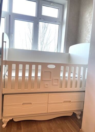 yastık: Oğlan və qız üçün, Dördbucaq, Beşik, Dəstsiz, Matras ilə, Yellənmə mexanizmsiz — 1