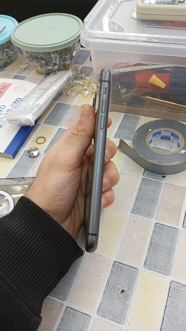 Subaru: IPhone 11, 64 ГБ, Space Gray, Face ID — 5