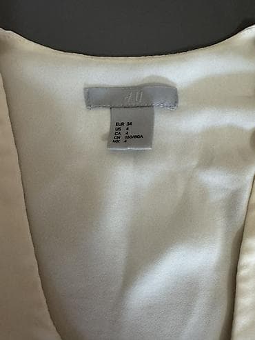 muncuq: Qadın bluz/top dəsti Hər biri 5 azn 1) H&M krem rəngli, V-yaxalı — 2